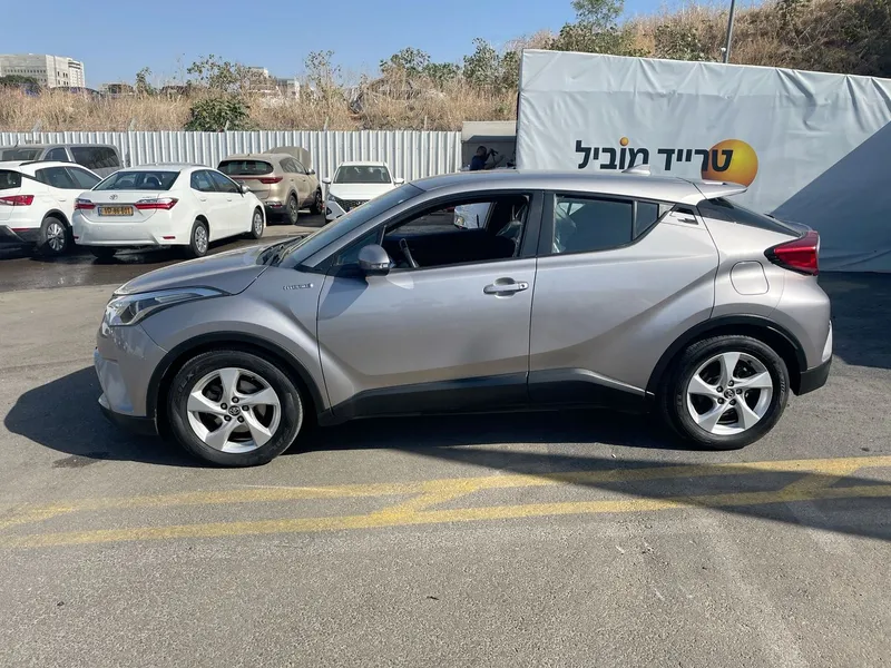 טויוטה C-HR יד 2 רכב, 2017, פרטי