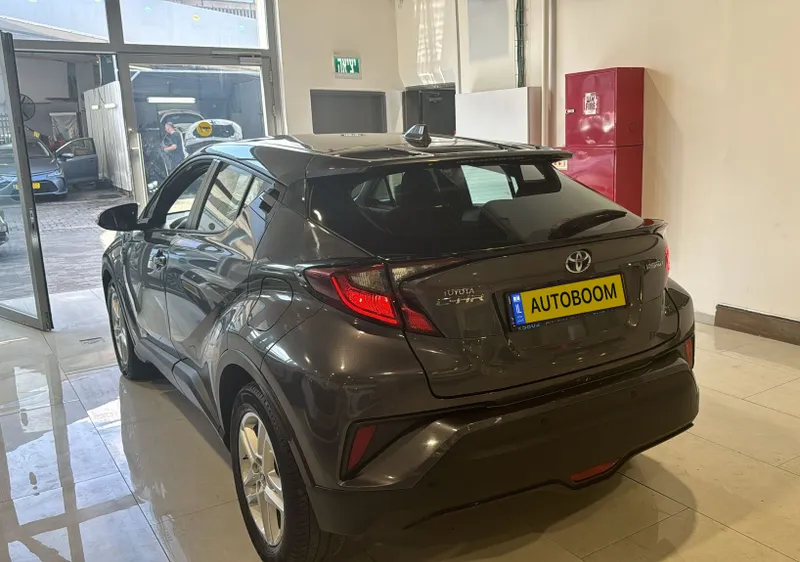 טויוטה C-HR יד 2 רכב, 2021