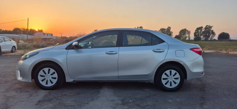 Toyota Corolla 2ème main, 2014