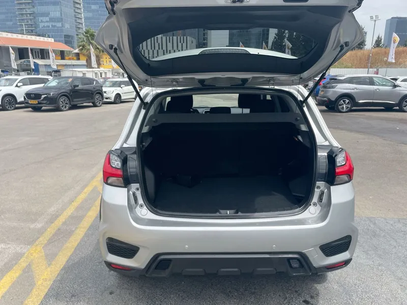 Mitsubishi ASX 2nd hand, 2022, private hand