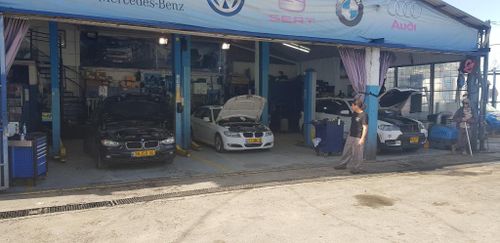Garage Shebo. صورة 6