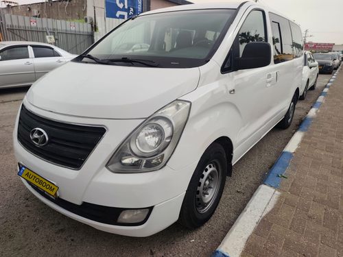 Hyundai i800, 2013, photo