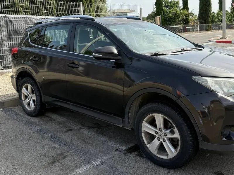 Toyota RAV4 2ème main, 2015, main privée