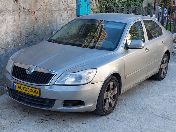 Skoda Octavia 2nd hand, 2011, private hand