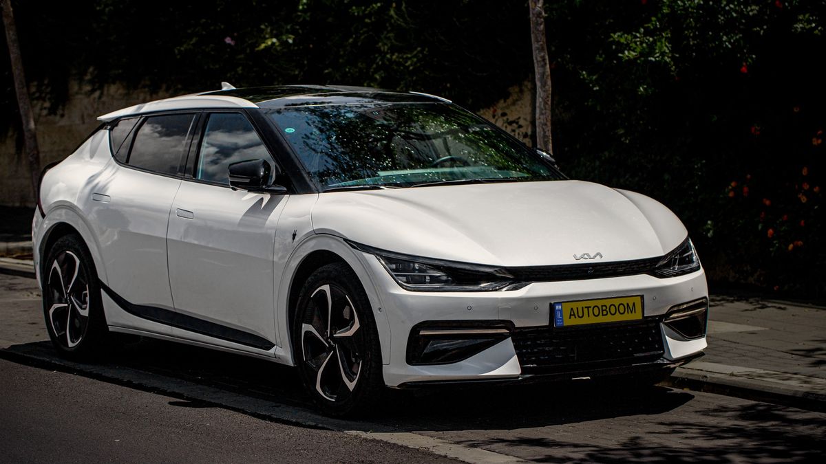 Kia EV6 с пробегом, 2023, частная рука