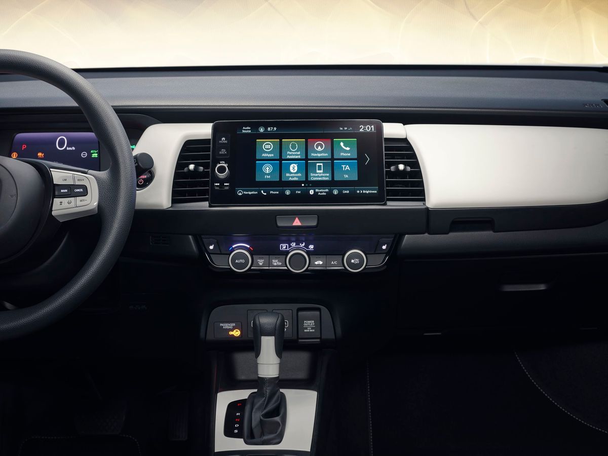 Honda Jazz 2019. Center console. Mini 5-doors, 4 generation