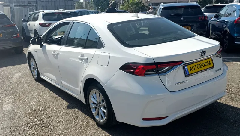 Toyota Corolla с пробегом, 2019