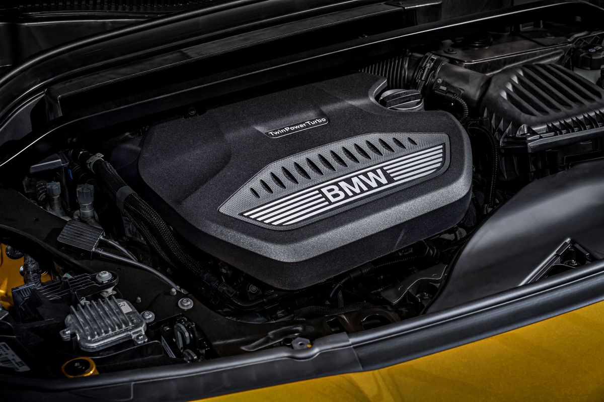 БМВ X2 2017. Двигатель. Внедорожник 5 дв., 1 поколение
