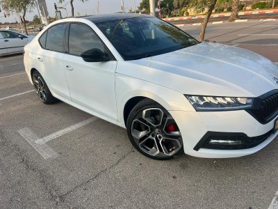 Škoda Octavia 2ème main, 2022, main privée