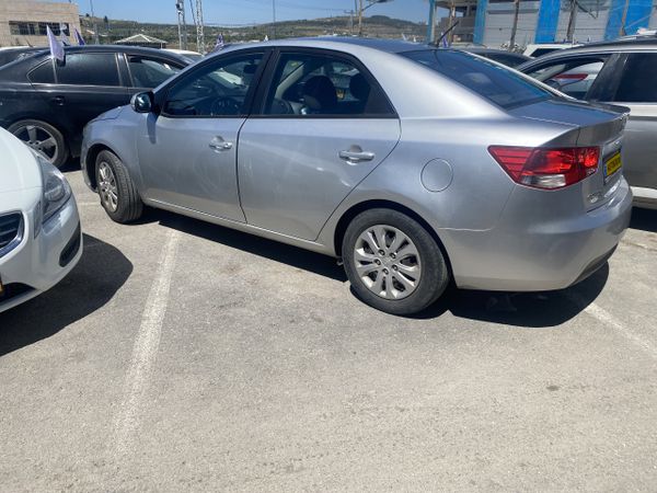 Kia Forte 2nd hand, 2012, private hand