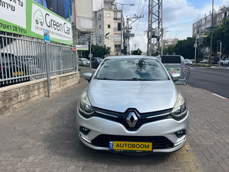 Renault Clio 2ème main, 2017, main privée
