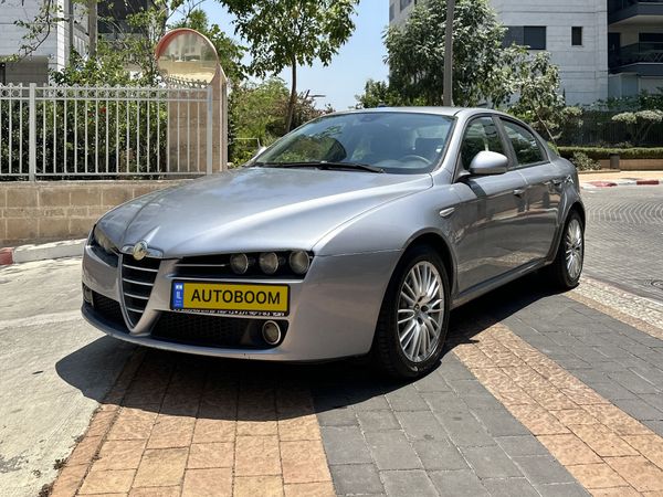 Alfa Romeo 159 с пробегом, 2010, частная рука