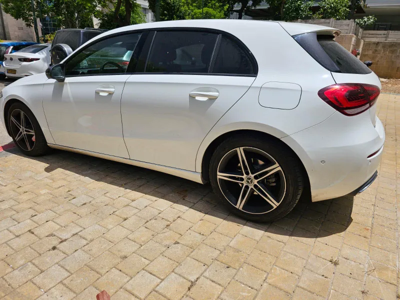 Mercedes A-Class 2ème main, 2020, main privée