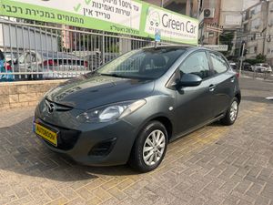 Mazda 2, 2011, photo