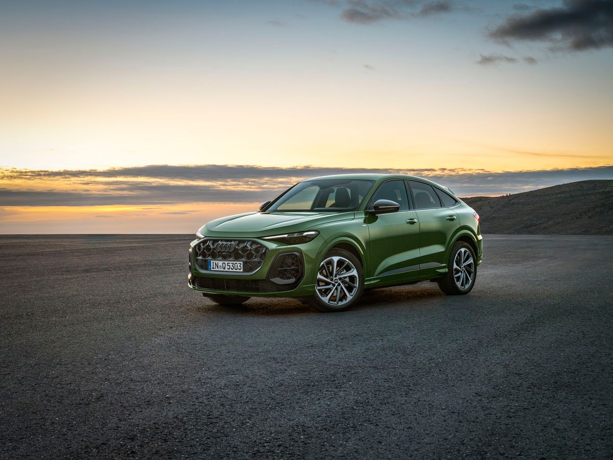 אאודי Q5 ספורטבק ‏2024. מרכב, צורה. SUV קופה, 2 דור