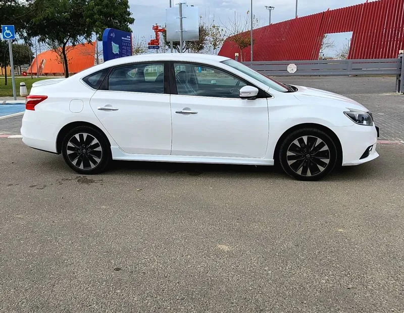 Nissan Sentra с пробегом, 2021