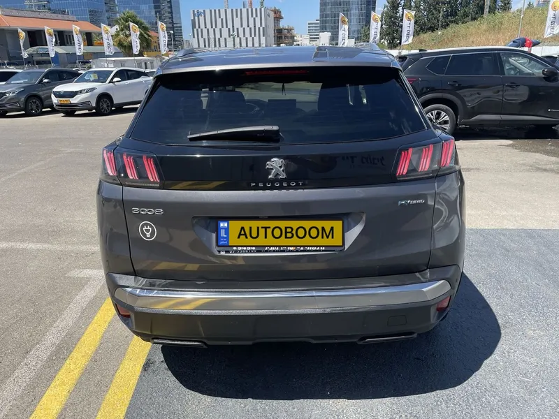 Peugeot 3008 с пробегом, 2022