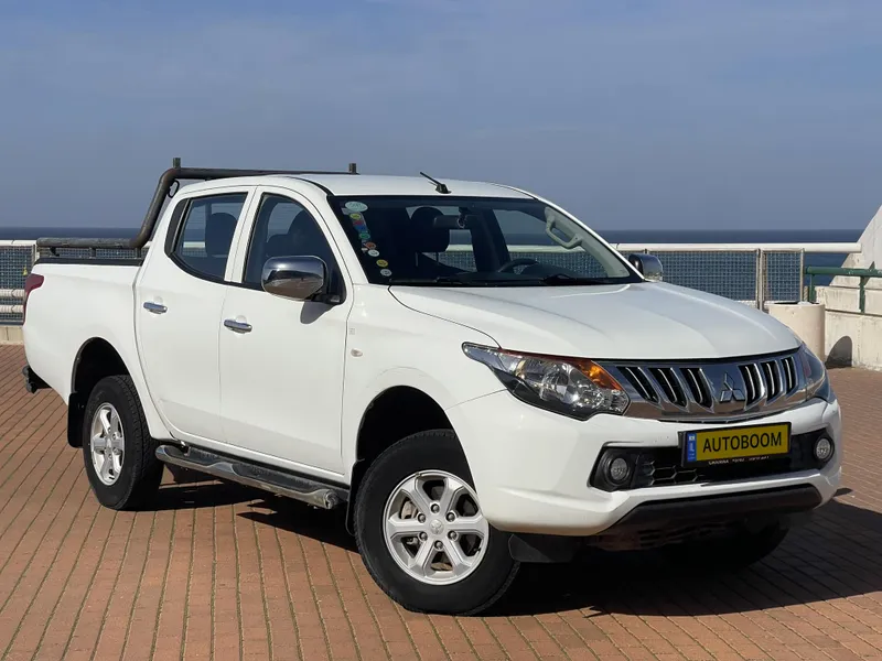 Mitsubishi L200 2nd hand, 2015, private