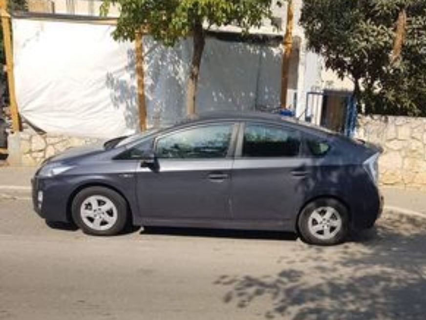 Toyota Prius с пробегом, 2011, частная рука