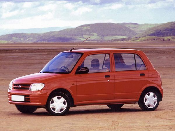 דייהטסו קואור 1999. מרכב, צורה. מיני 5 דלתות, 5 דור