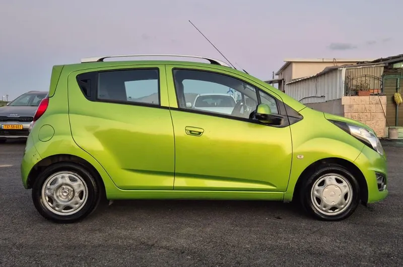 Chevrolet Spark с пробегом, 2014, частная рука