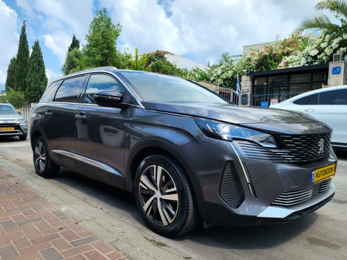 Peugeot 5008, 2022, фото