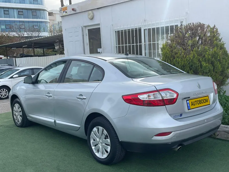Renault Fluence 2nd hand, 2011, private hand