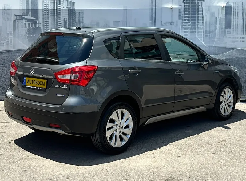 סוזוקי קרוסאובר SX4 יד 2 רכב, 2022, פרטי