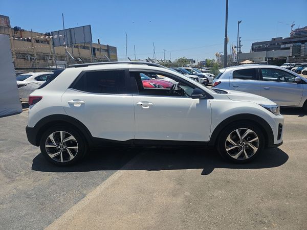 Kia Stonic 2nd hand, 2021, private hand