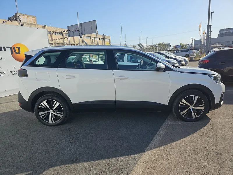 Peugeot 5008 с пробегом, 2020