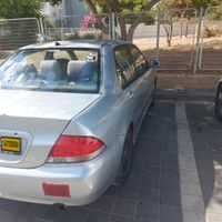 מיצובישי לנסר יד 2 רכב, 2005, פרטי