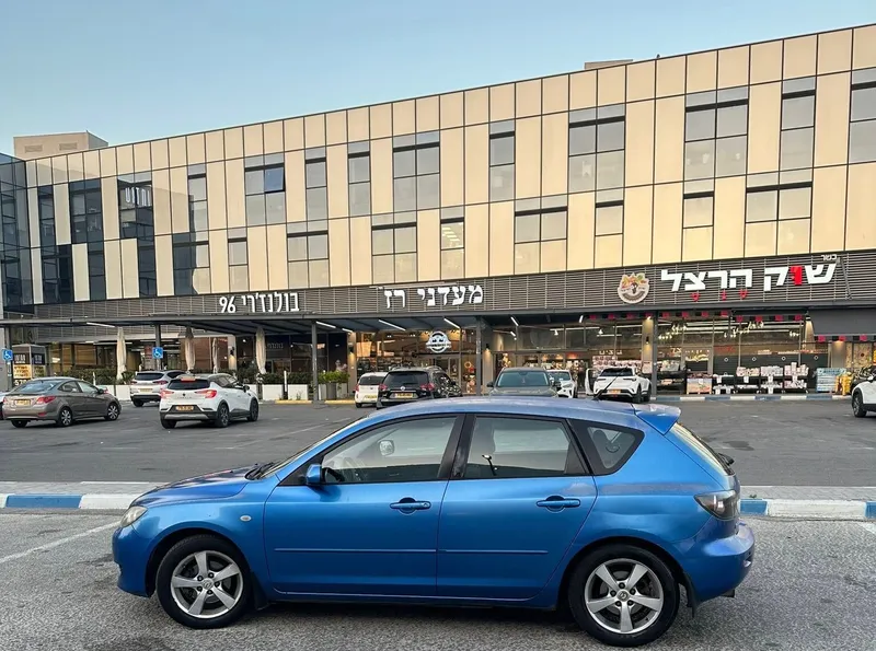 Mazda 3 2nd hand, 2006, private hand