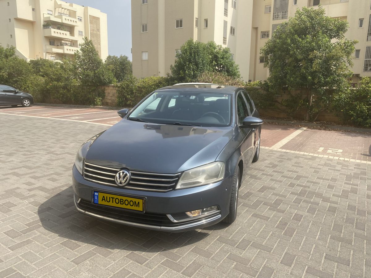 Volkswagen Passat 2nd hand, 2011, private hand