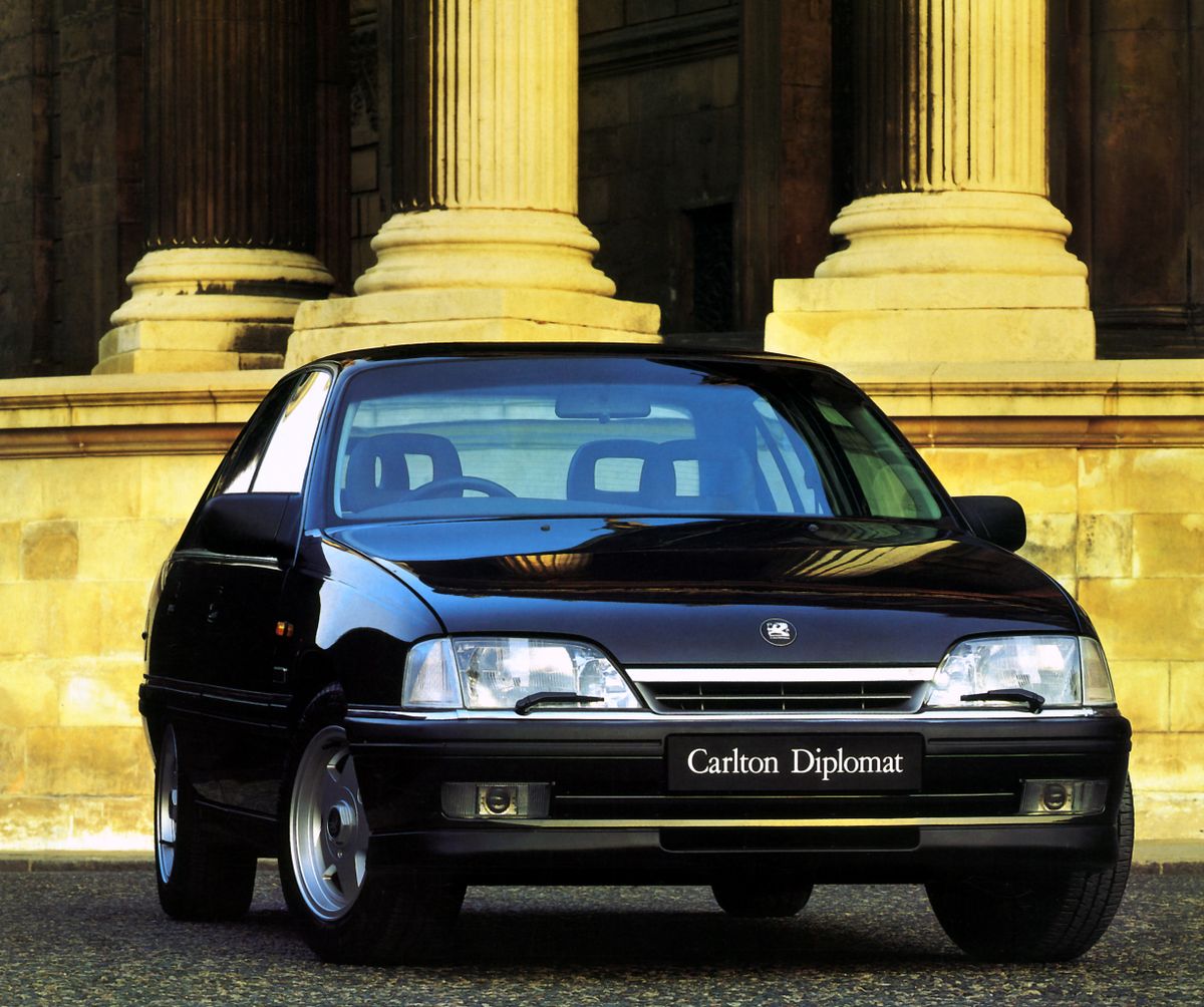 Vauxhall Carlton 1984. Carrosserie, extérieur. Berline, 1 génération