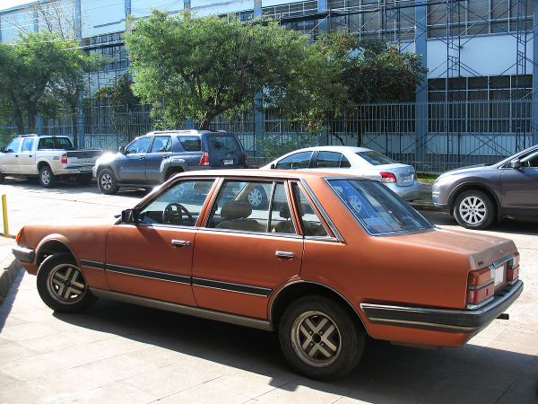 דאטסון לורל 1980. מרכב, צורה. סדאן, 4 דור