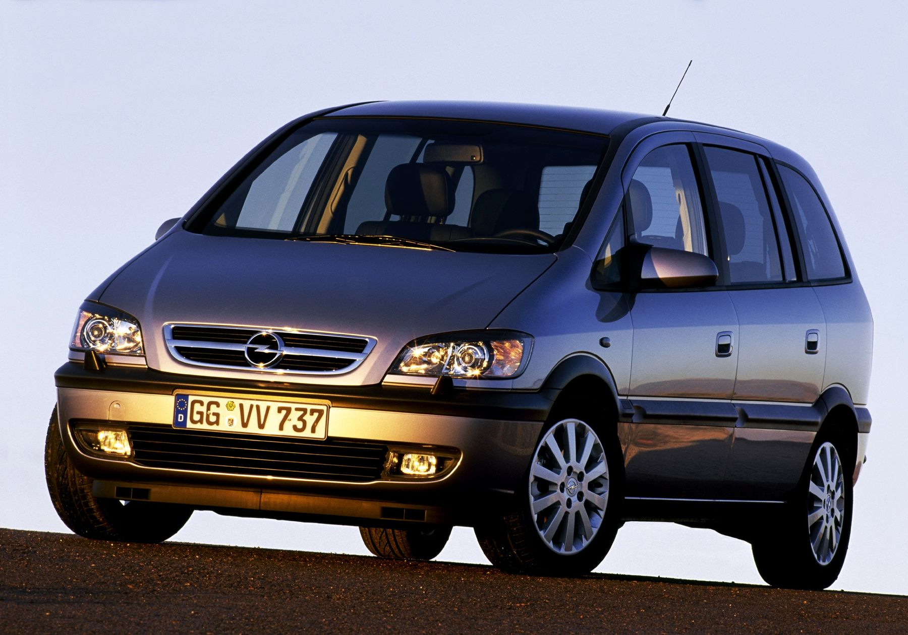 Opel zafira h