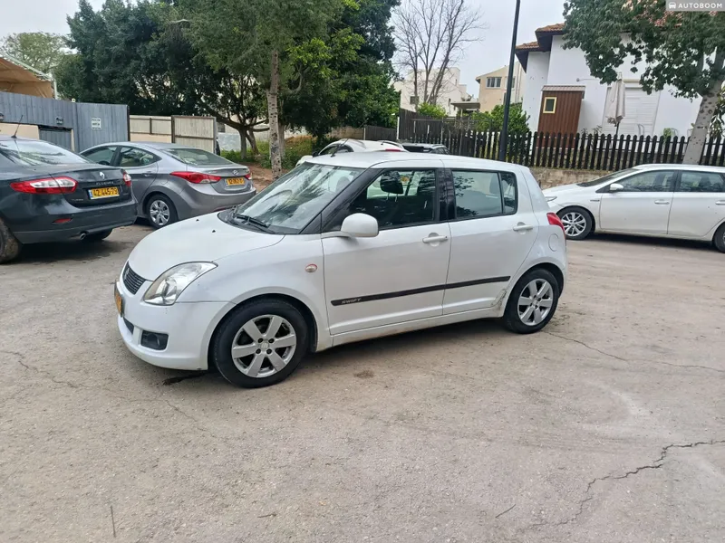 Suzuki Swift 2ème main, 2010, privée