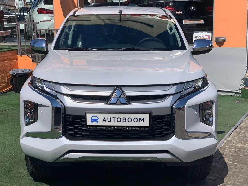Mitsubishi Triton новый, 2021