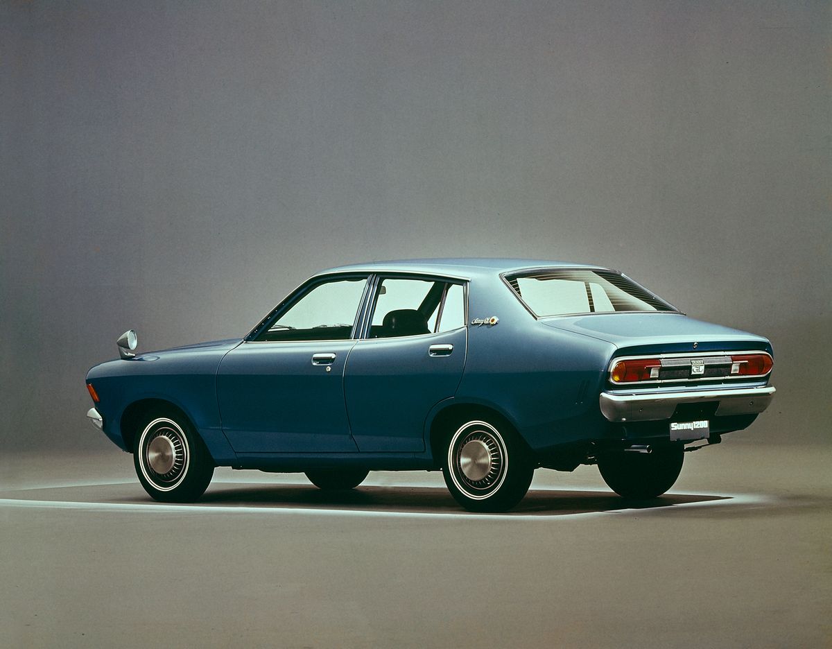 Nissan Sunny 1973. Bodywork, Exterior. Sedan, 3 generation