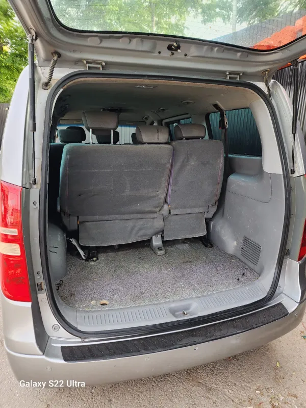 Hyundai i800 2ème main, 2011