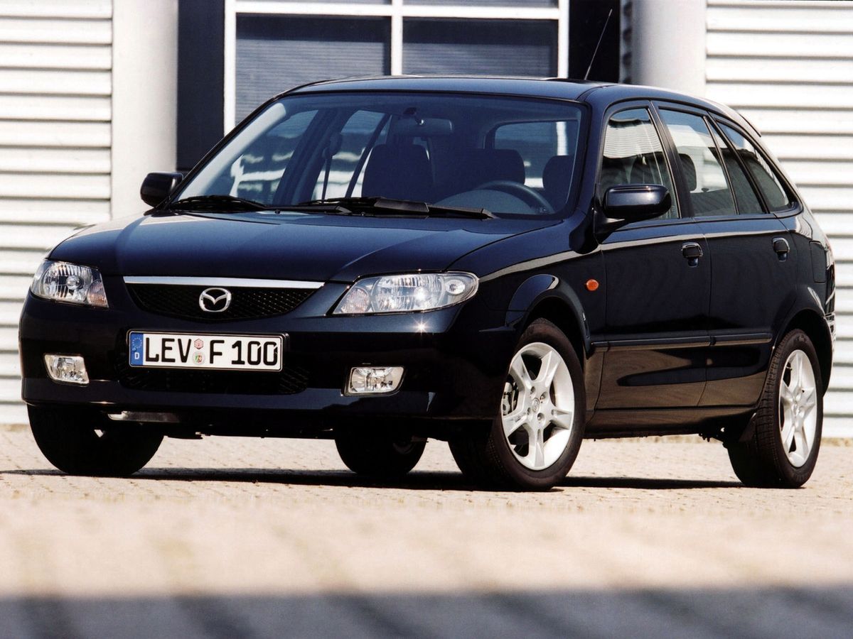Mazda 323 Lantis 2000. Front seats. Hatchback 5-door, 6 generation, restyling