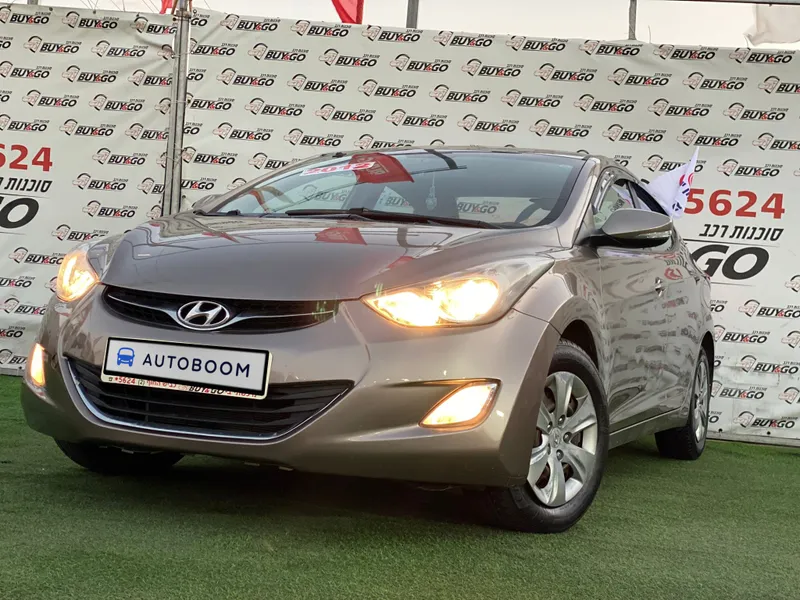 Hyundai Elantra 2nd hand, 2012