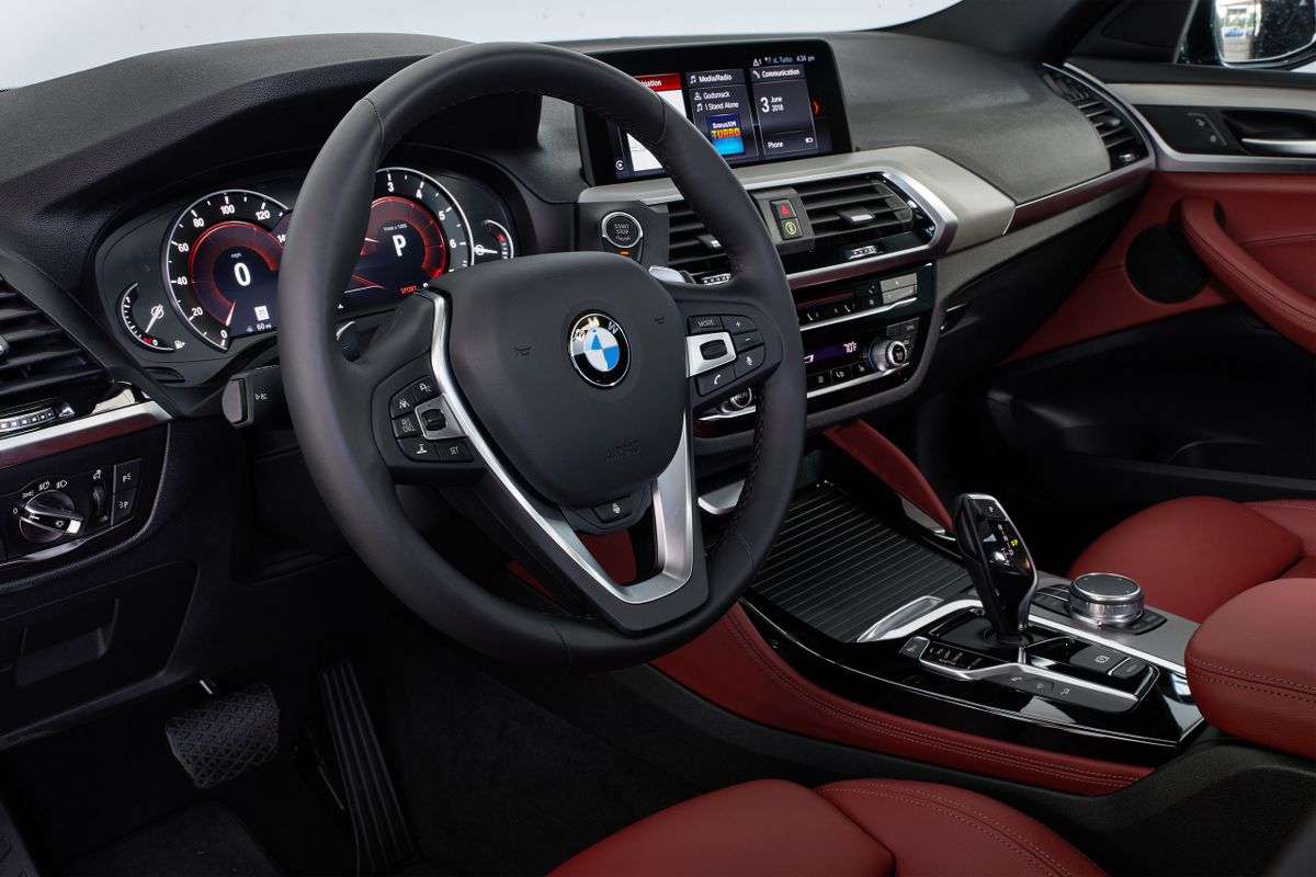 BMW X4 2018. Tableau de bord. VUS 5-portes, 2 génération