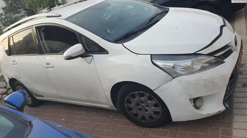 Toyota Verso 2ème main, 2013, privée