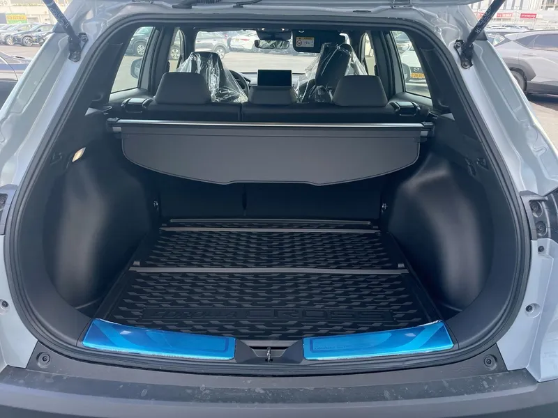 Toyota Corolla Cross new car, 2025