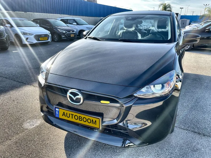 Mazda 2 nouvelle voiture, 2025