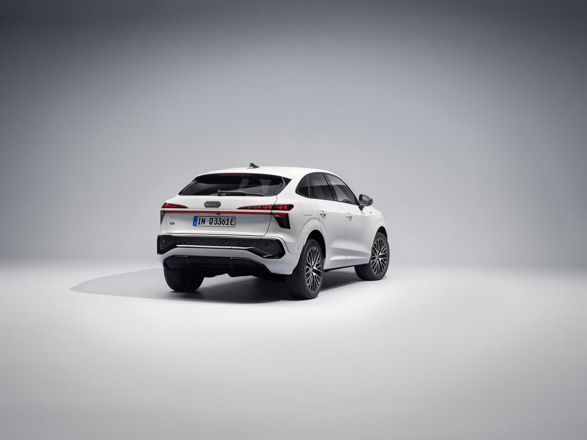Audi Q3 Sportback 2025. Кузов, экстерьер. Кроссовер Купе, 2 поколение