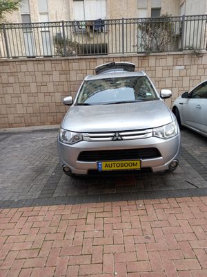 Mitsubishi Outlander с пробегом, 2015, частная рука