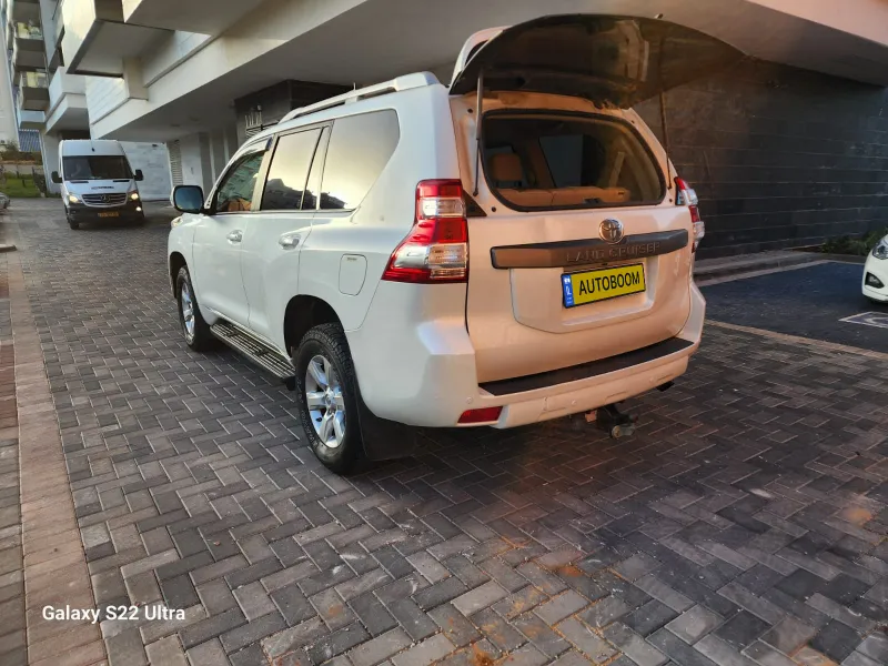 Toyota Land Cruiser 2nd hand, 2014, private hand