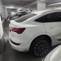 Audi Q8 Sportback e-tron 2ème main, 2021, privée
